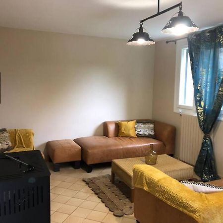 Maison Individuelle Laveissiere Luaran gambar