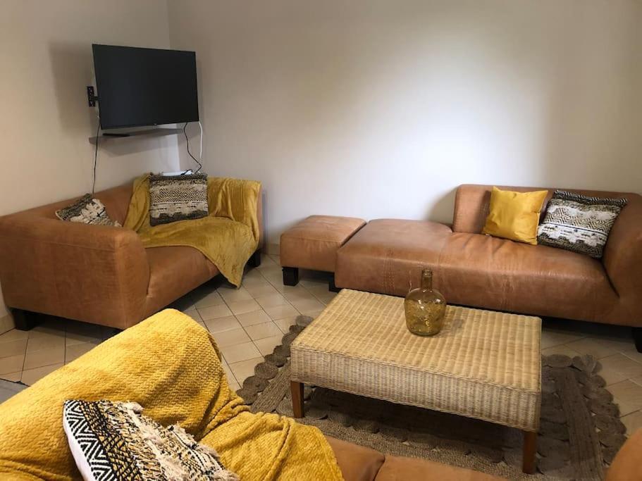 Maison Individuelle Laveissiere Luaran gambar